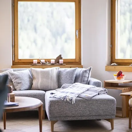 Apartment Chasa Serras Adrian *