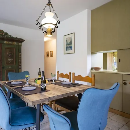 Chasa Serras Adrian Apartment