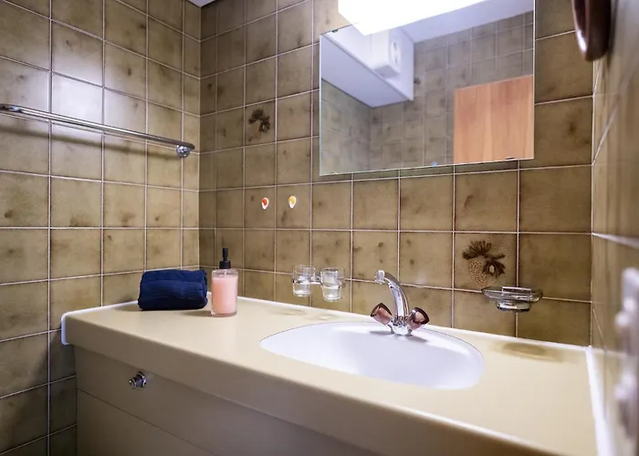 Chasa Serras Adrian *