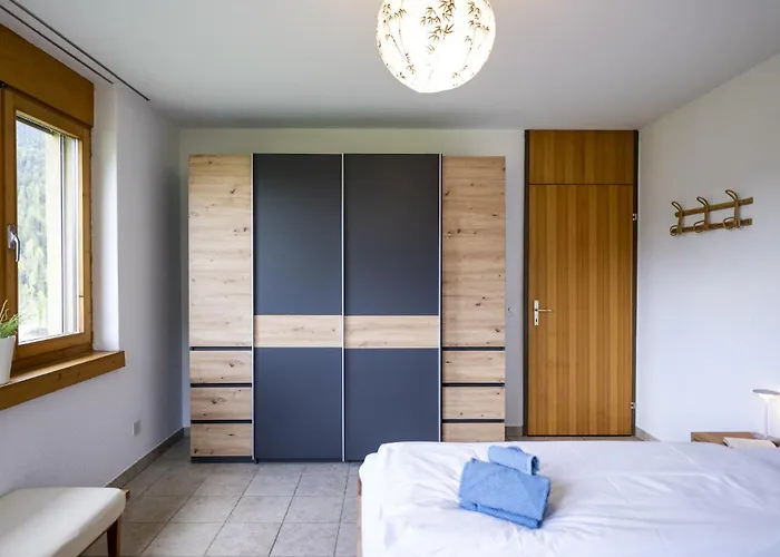 Chasa Serras Adrian Apartment