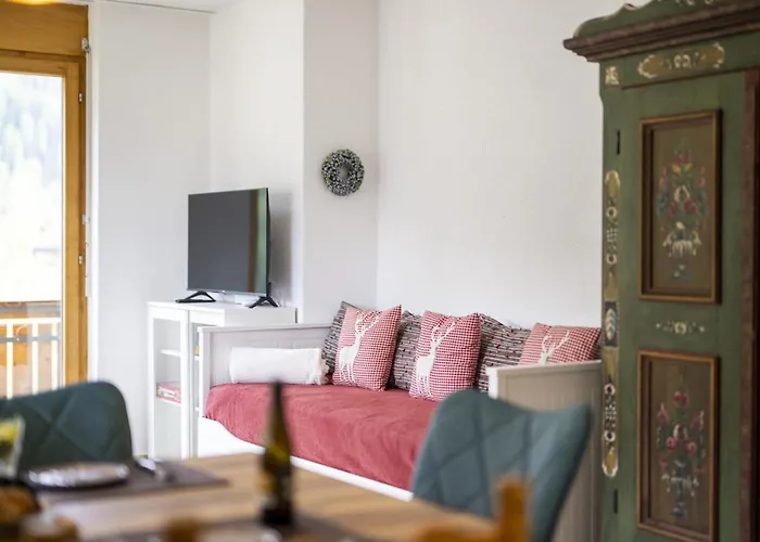 Chasa Serras Adrian *