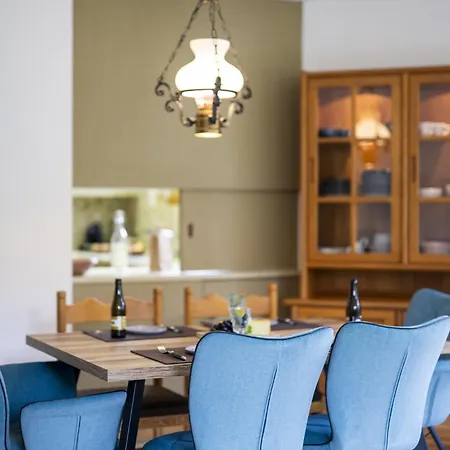 Chasa Serras Adrian Apartment *